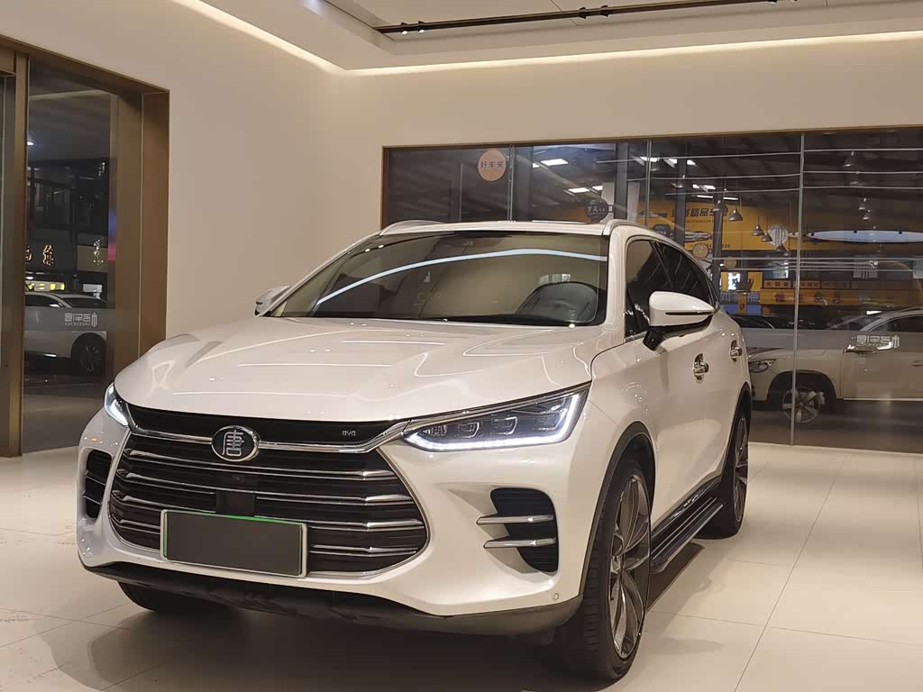 BYD Tang NEV