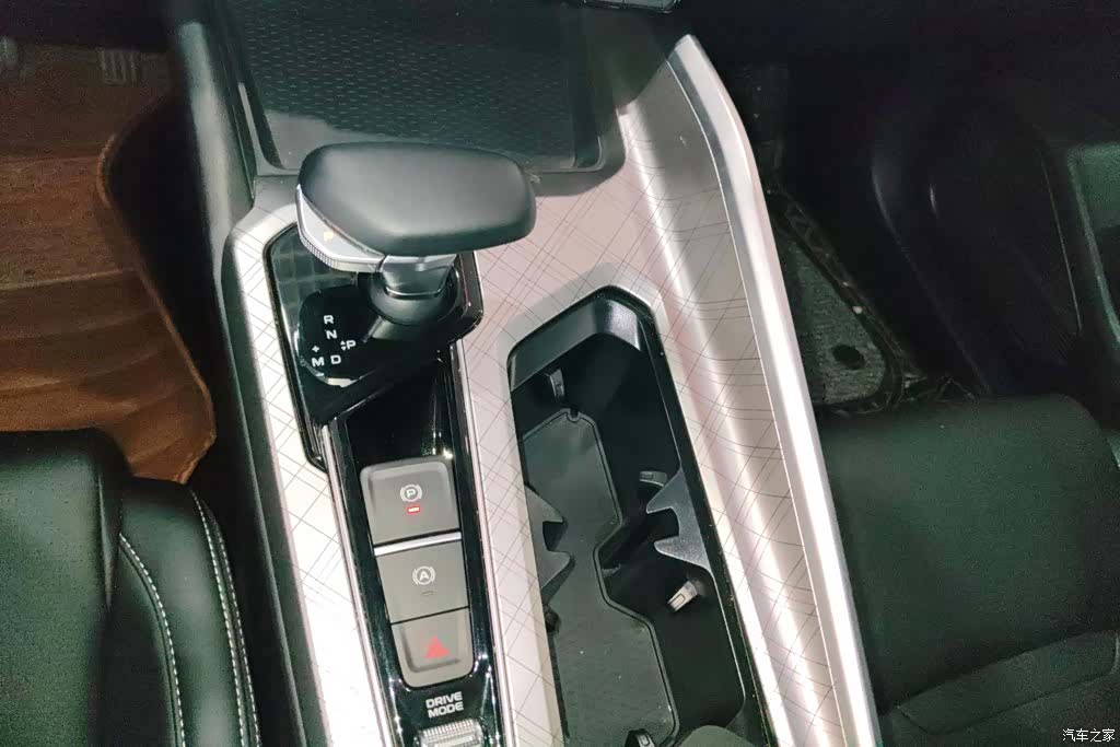 Geely Preface, 2023 16