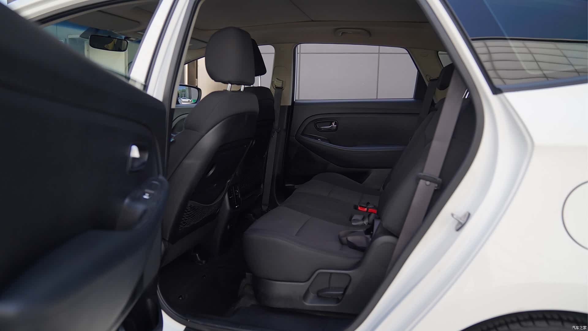 Kia 5, 2013 6