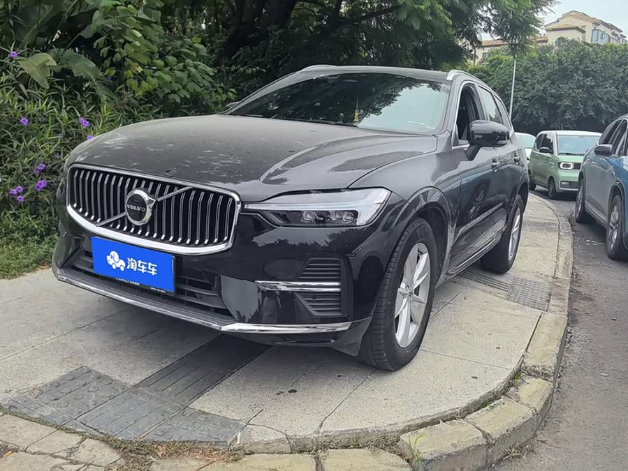 Volvo XC60 2021, фото 1