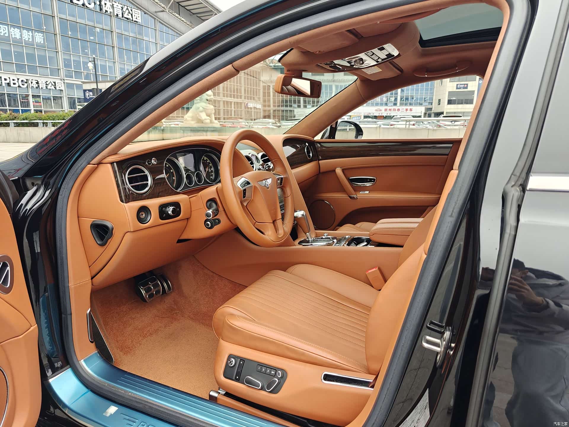 Bentley Flying Spur, 2017 20
