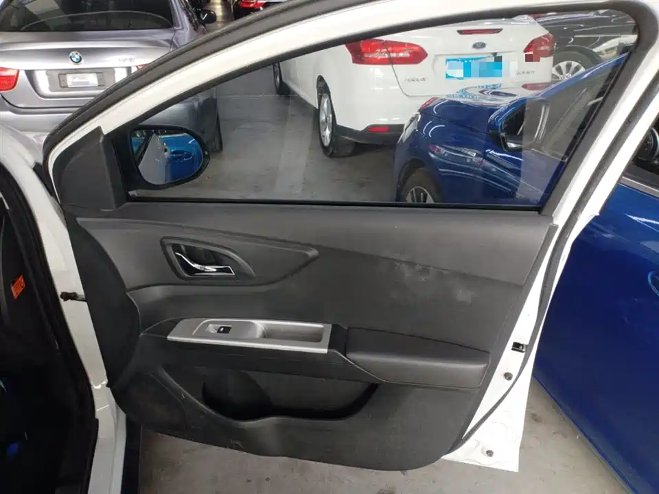 Aeolus AX3 Aeolus AX3