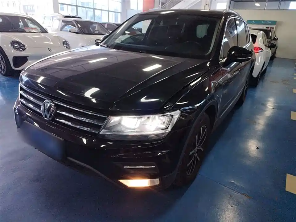 Volkswagen Tiguan L