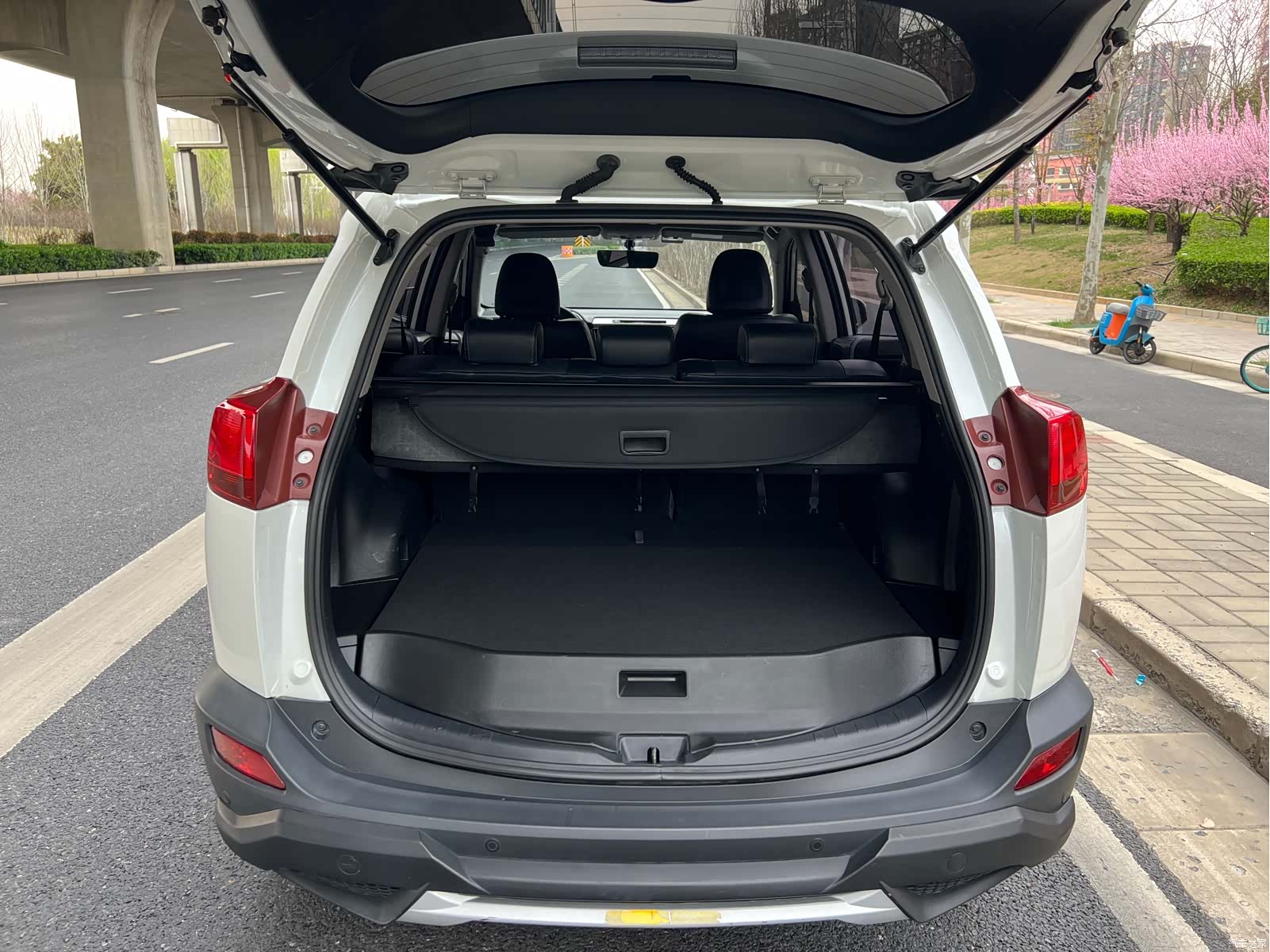 Toyota RAV4, 2016 26