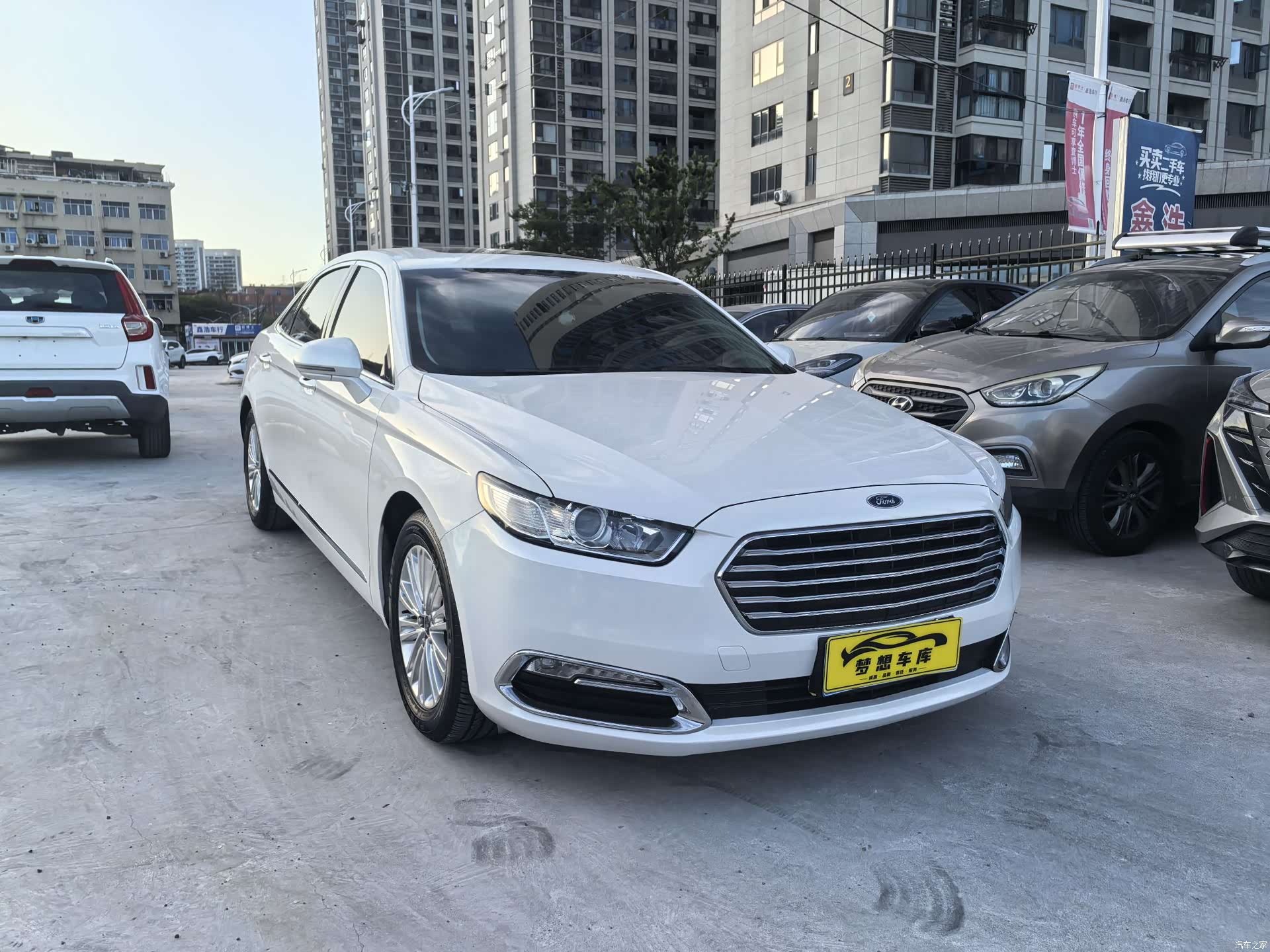 Ford Taurus, 2017 2
