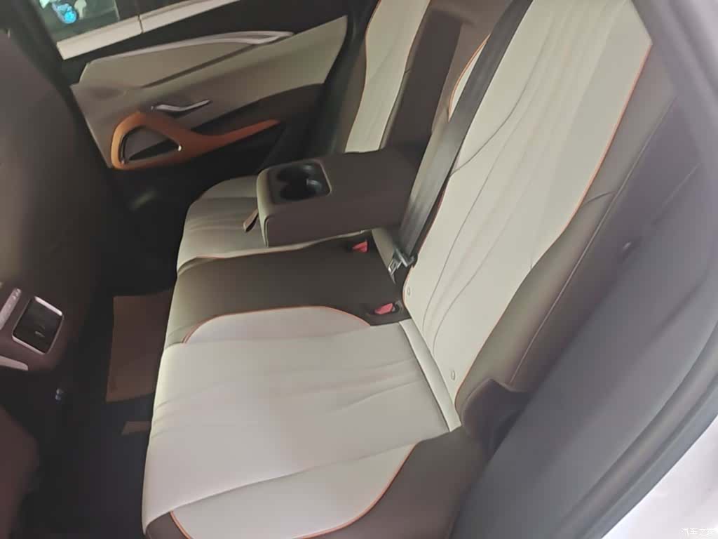 BYD Song, 2022 17