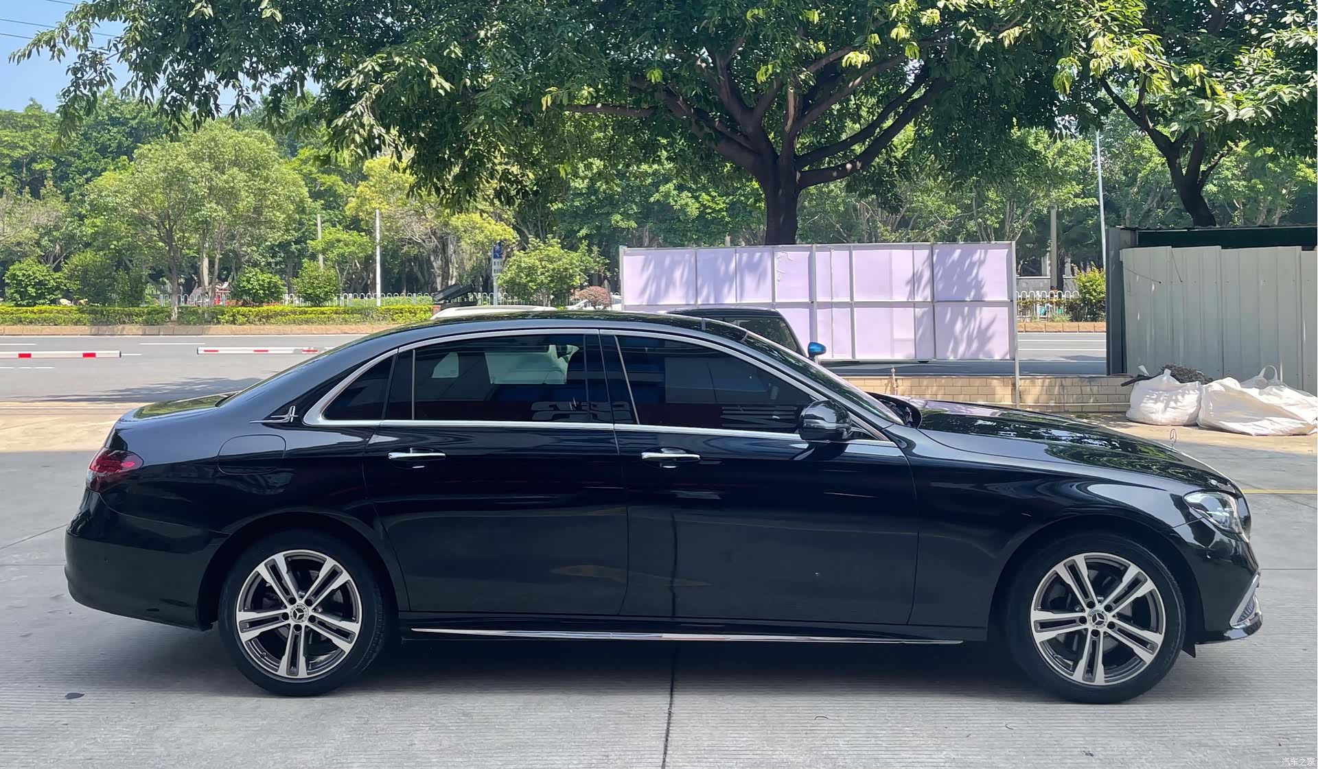 Mercedes-Benz E-Class, 2022 все фото
