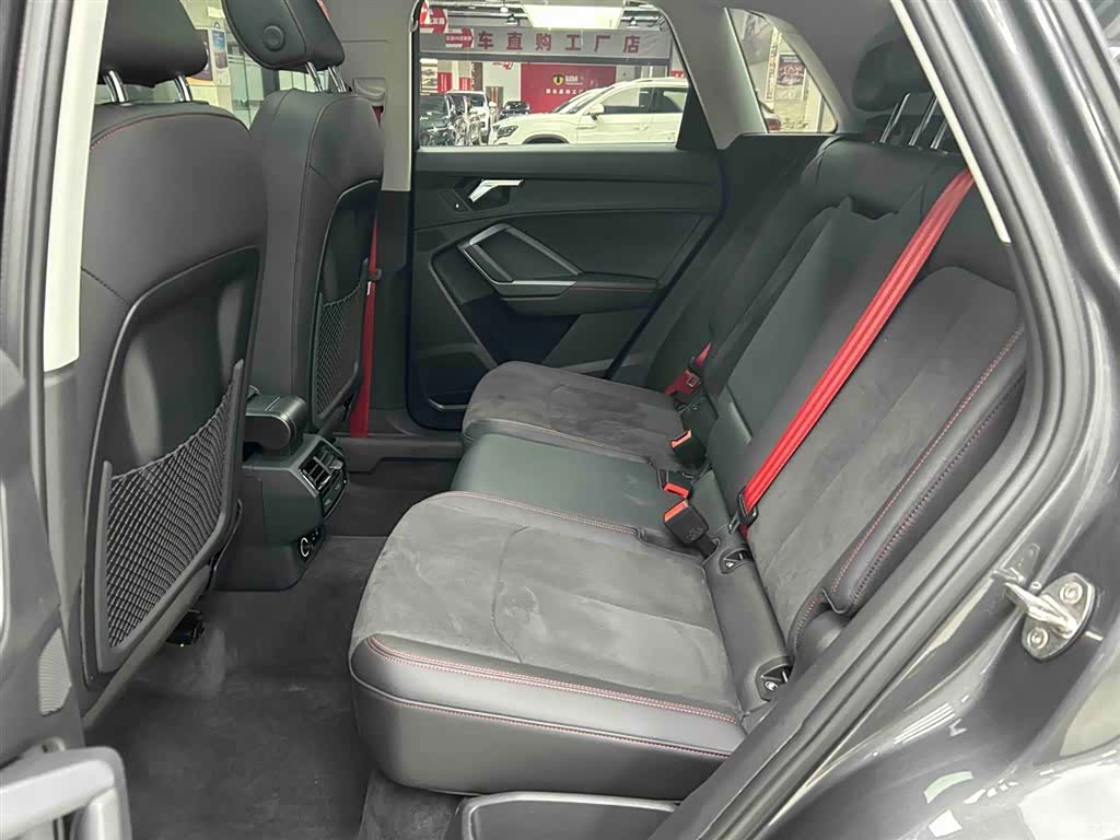 Audi Q3, 2023 12