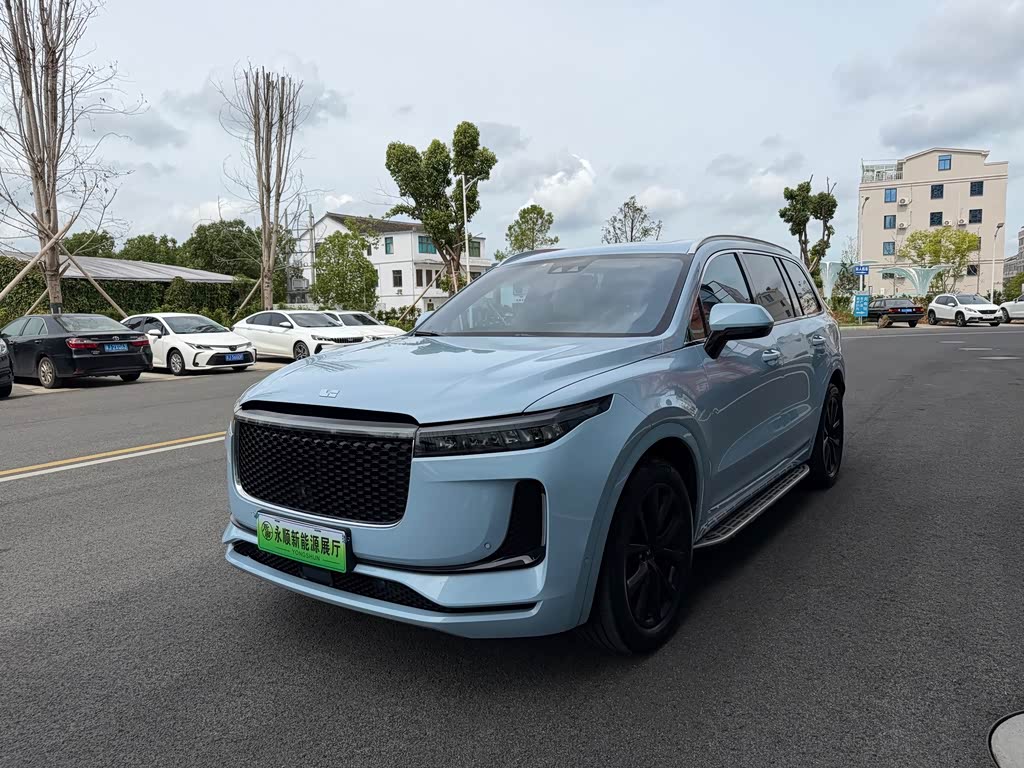 Li Auto ONE