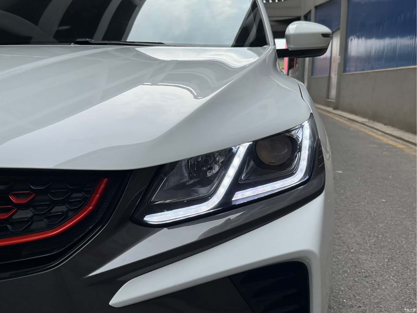Geely Coolray, 2022 22