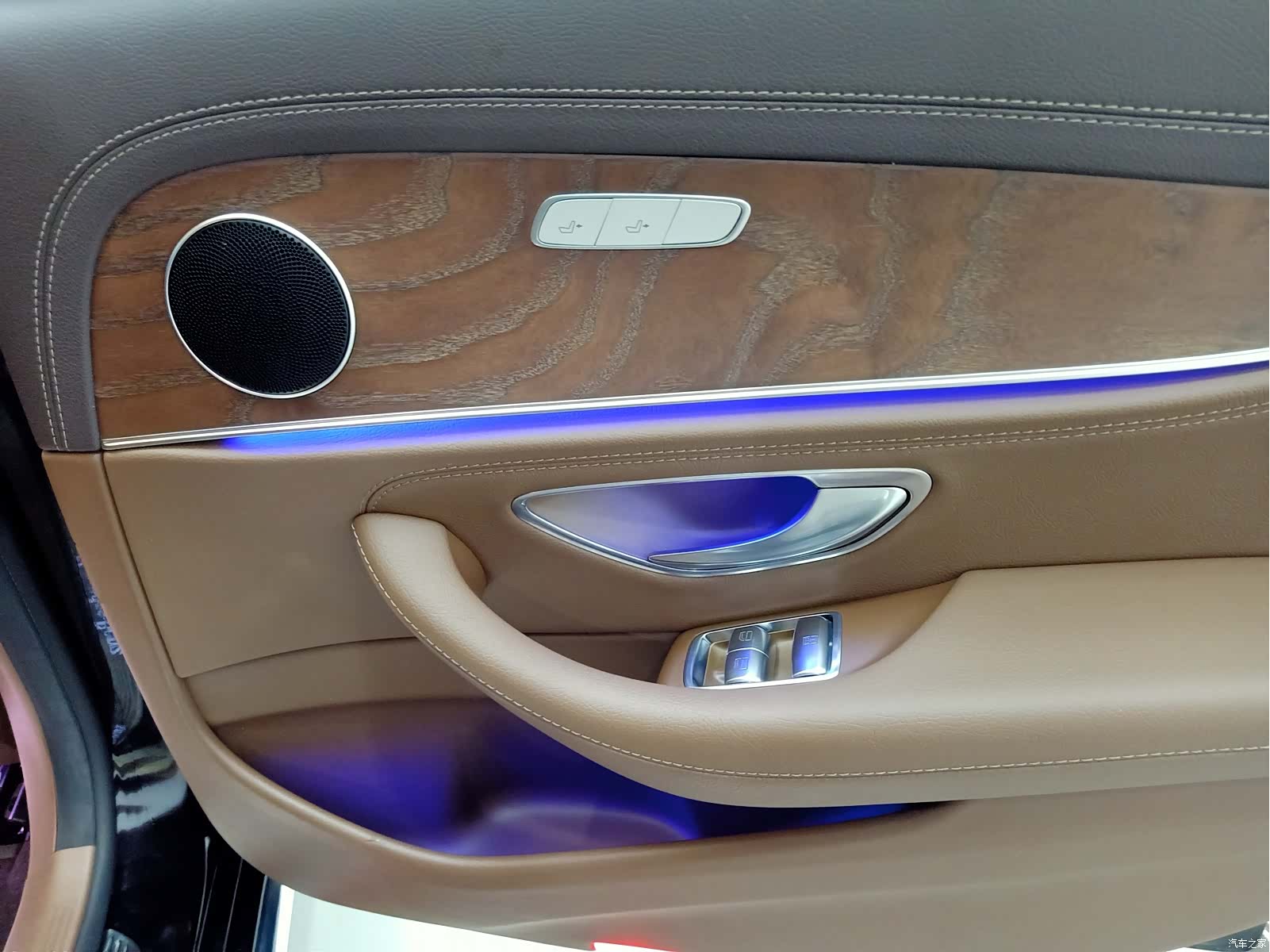 Mercedes-Benz E-Class, 2021 26