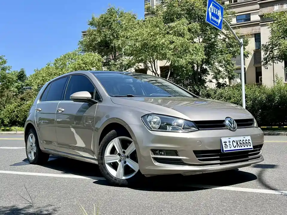 Volkswagen golf