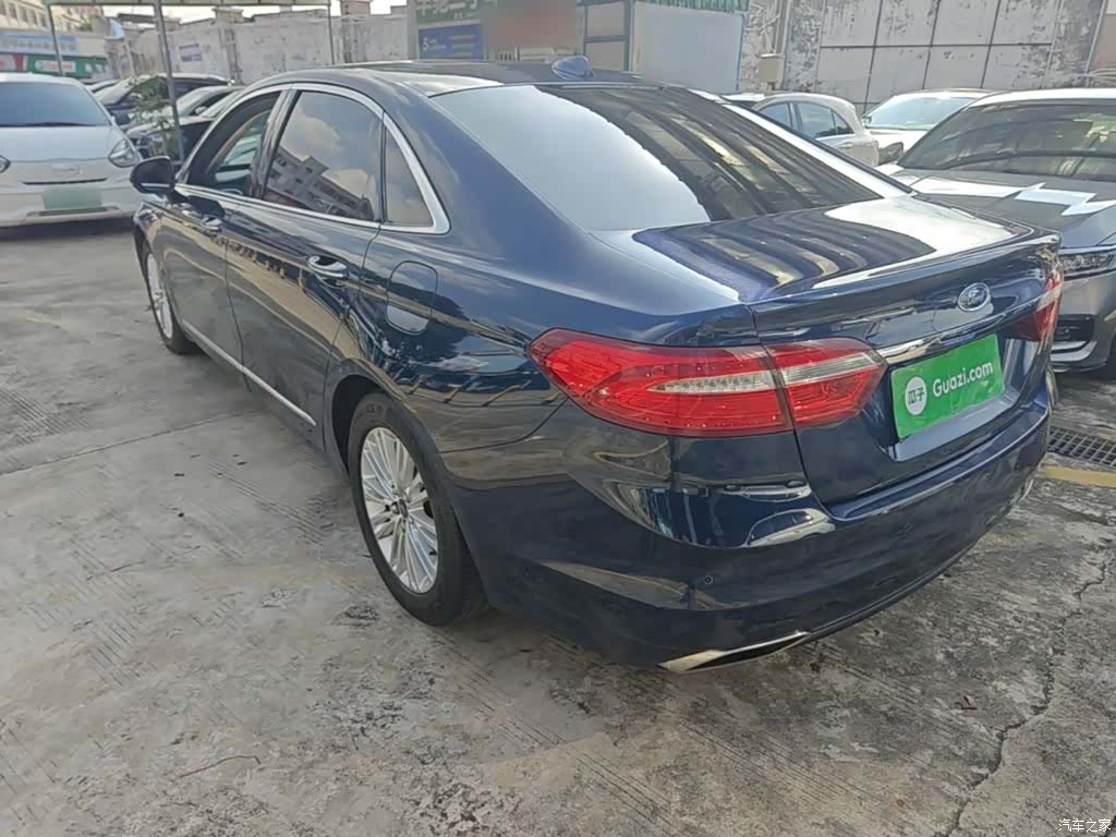 Ford Taurus, 2016 все фото