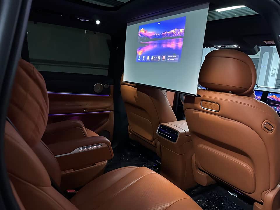 AITO Ask the world M9