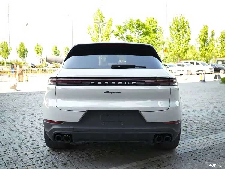 Porsche Cayenne, 2024 8