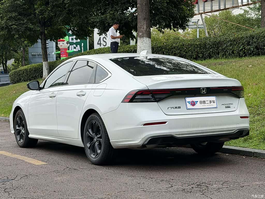 Honda Accord, 2025 4