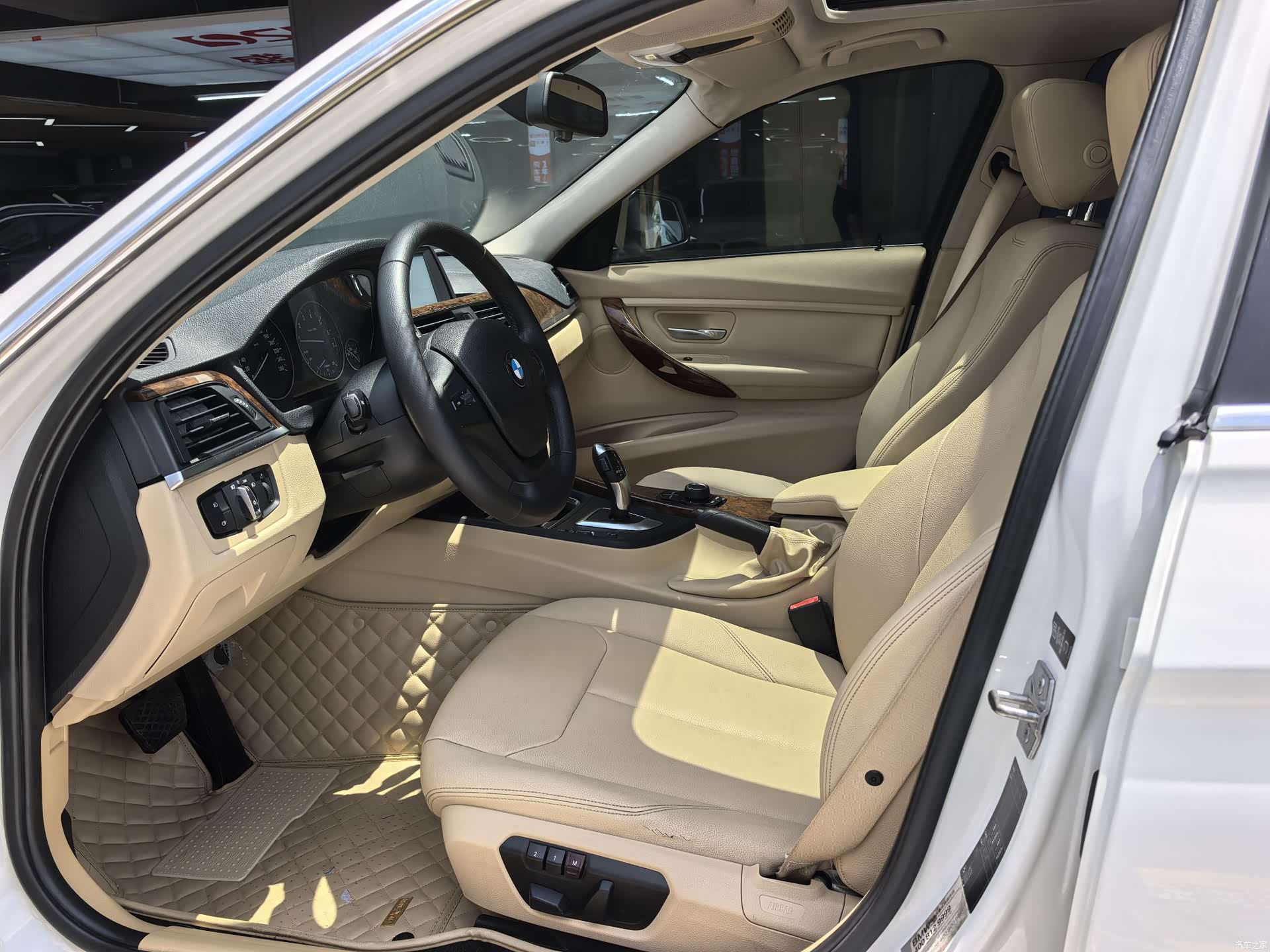BMW 3 Series, 2013 13