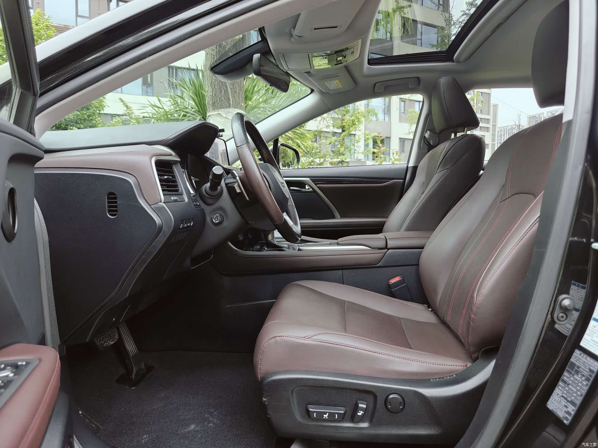Lexus RX, 2021 16