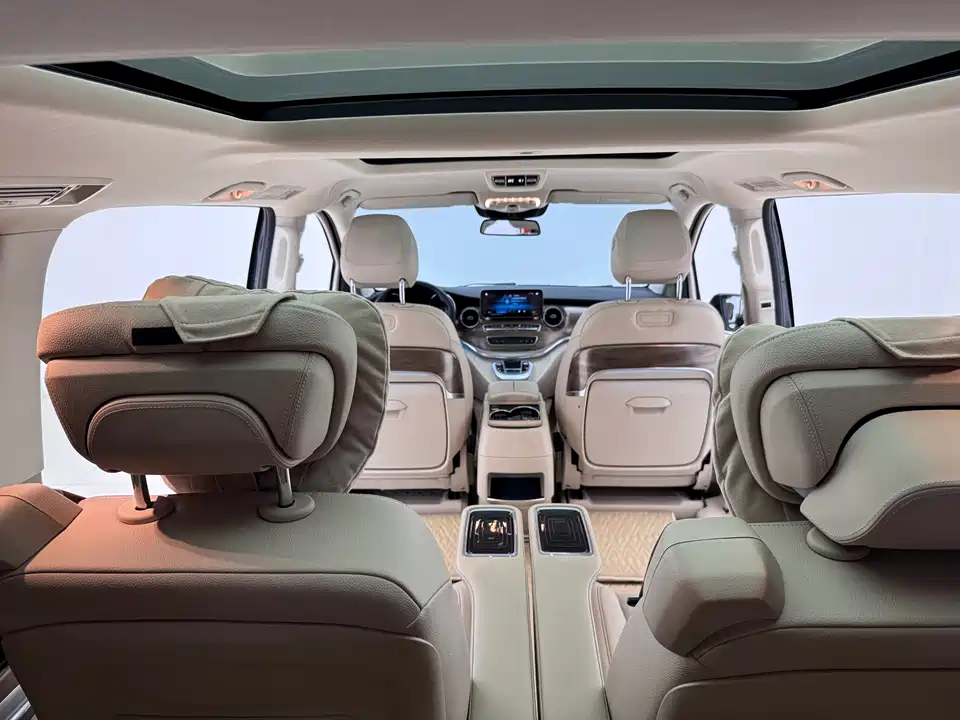 Mercedes-Benz V-class