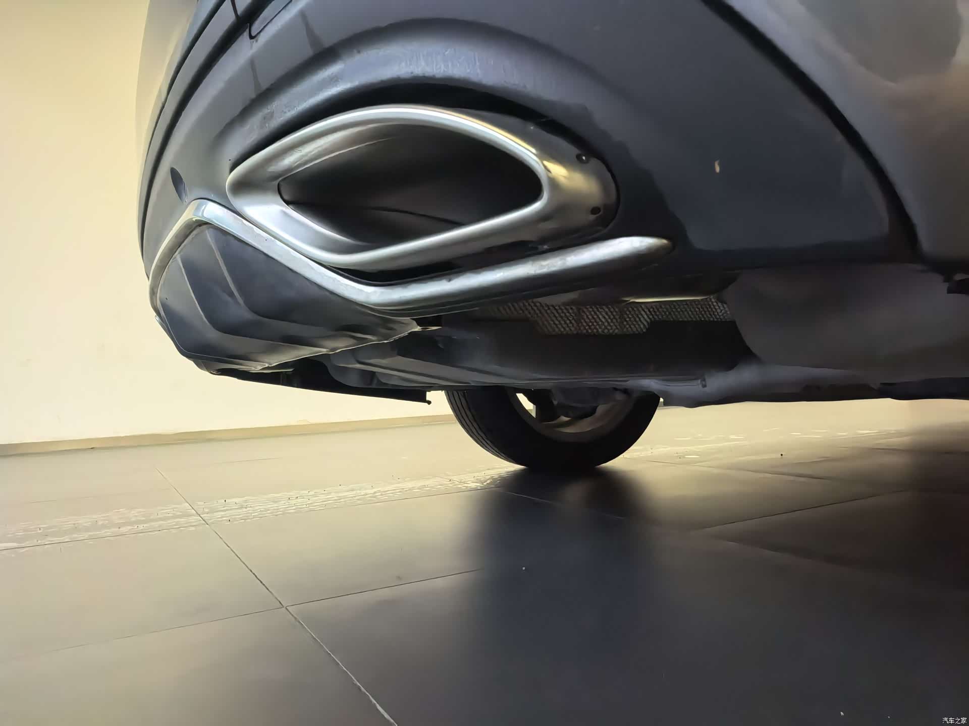 Mercedes-Benz C-Class, 2019 15