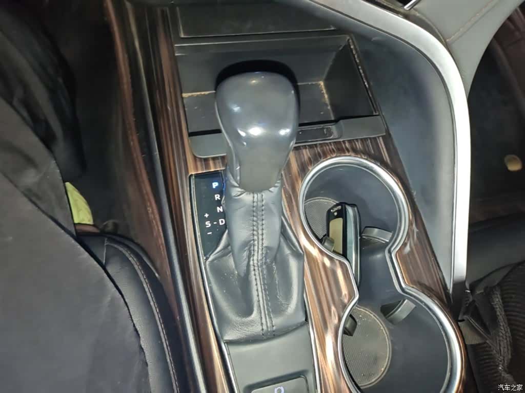 Toyota Camry, 2018 14