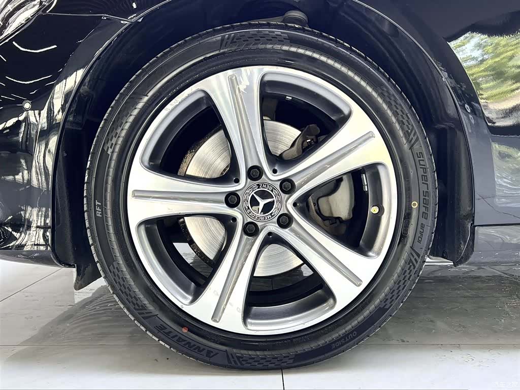 Mercedes-Benz E-Class, 2017 11