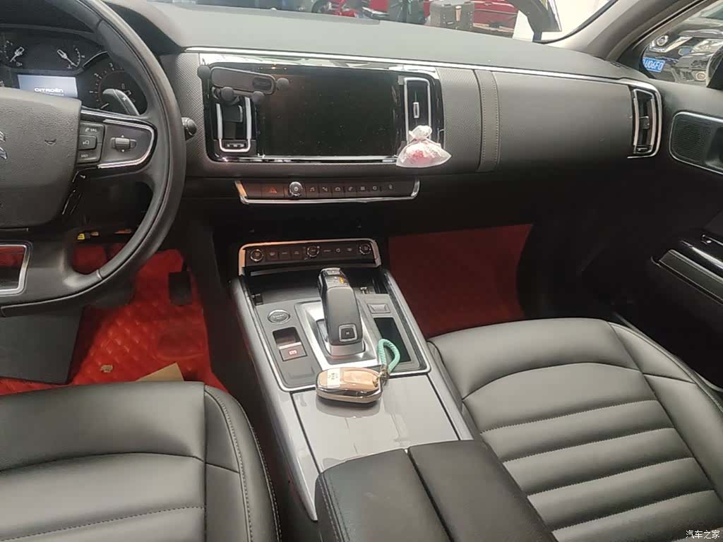 Citroen C6, 2023 13