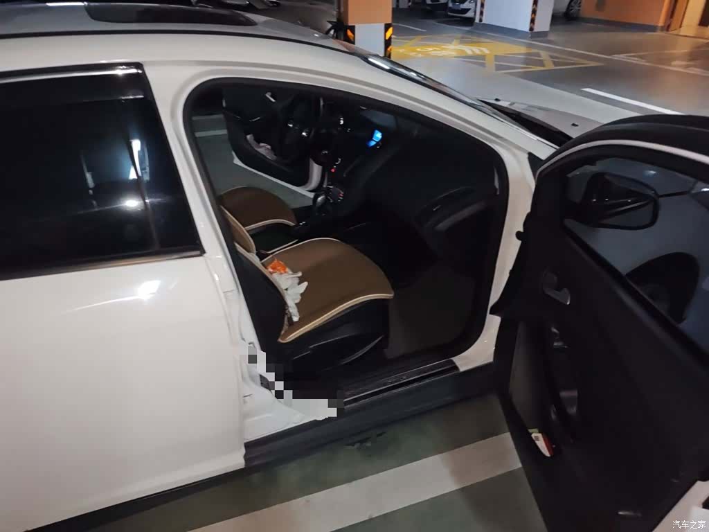Ford Focus, 2015 22