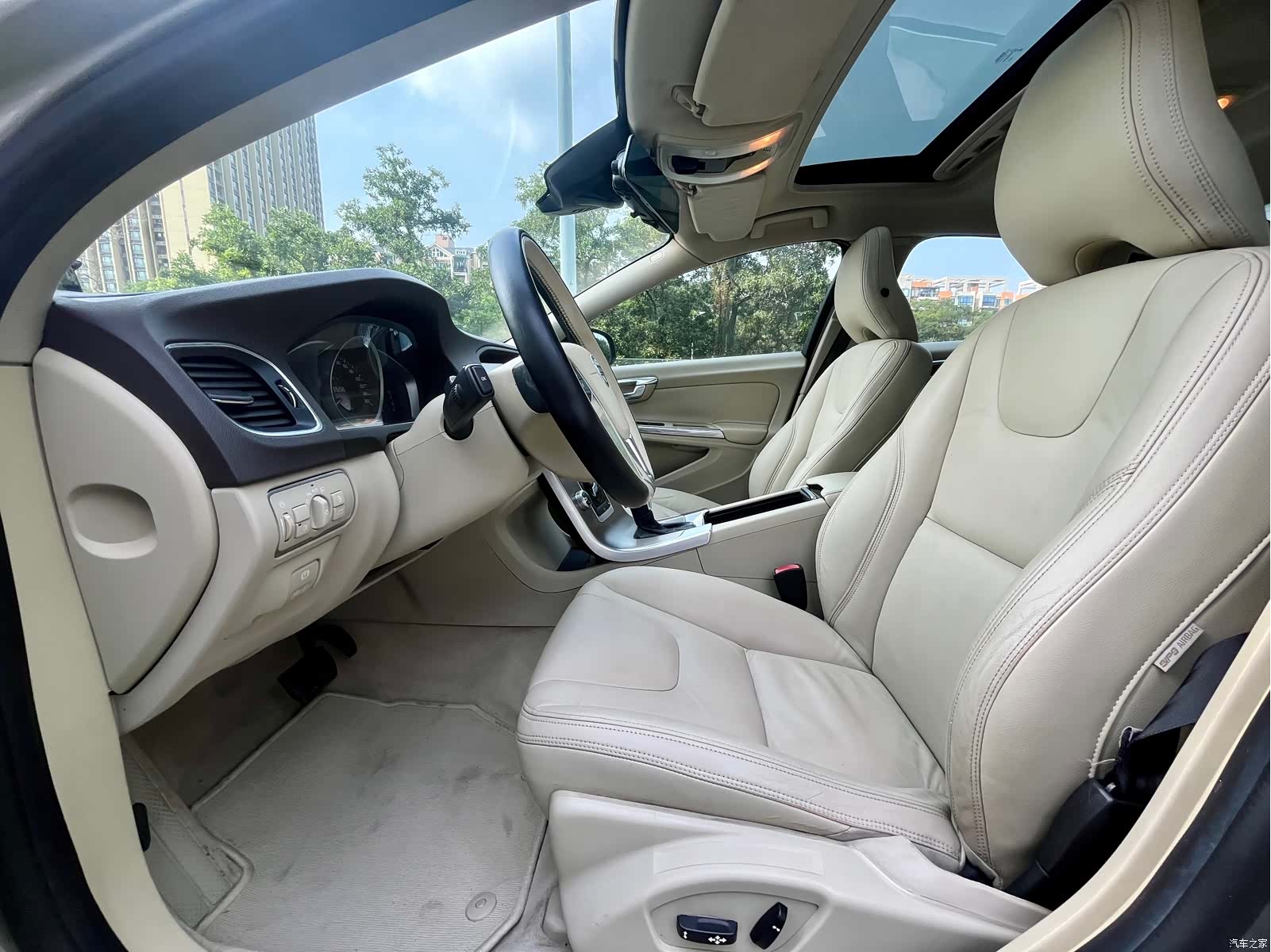 Volvo S60, 2014 7