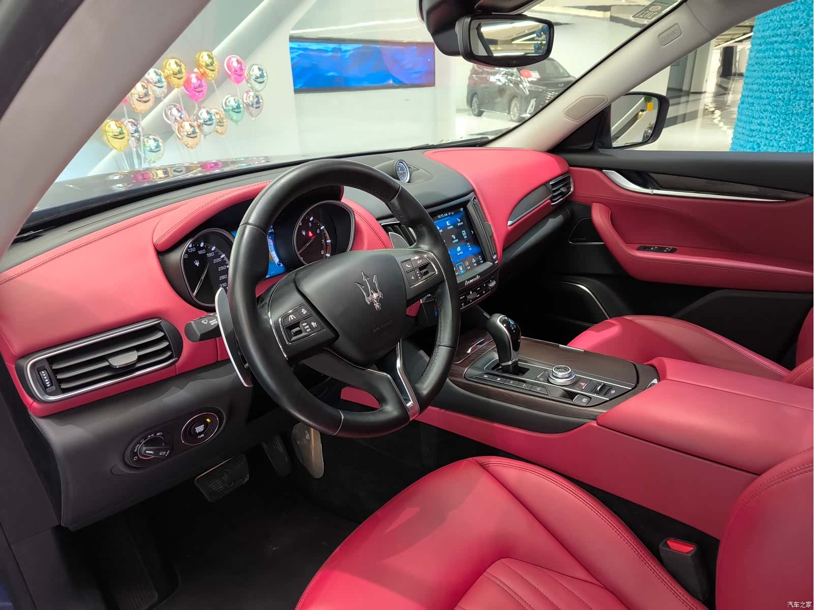 Maserati Levante, 2017 15