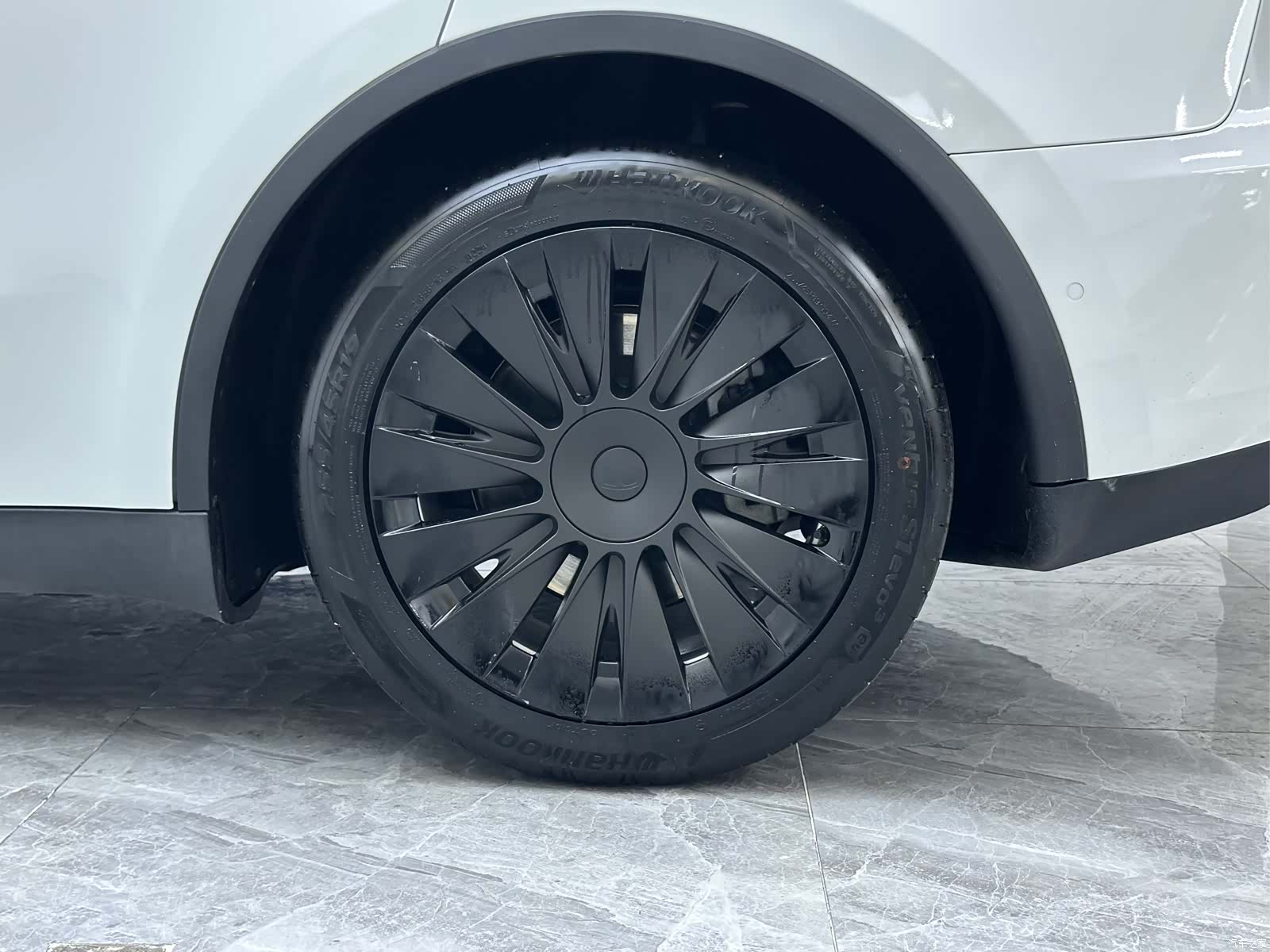 Tesla Model Y, 2021 11
