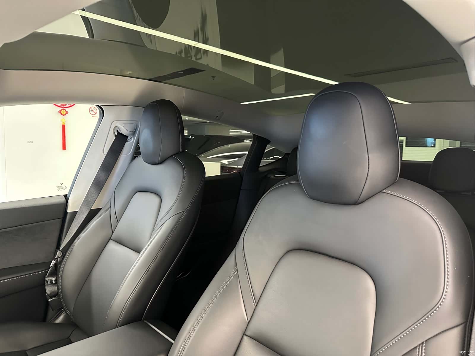 Tesla Model Y, 2023 10