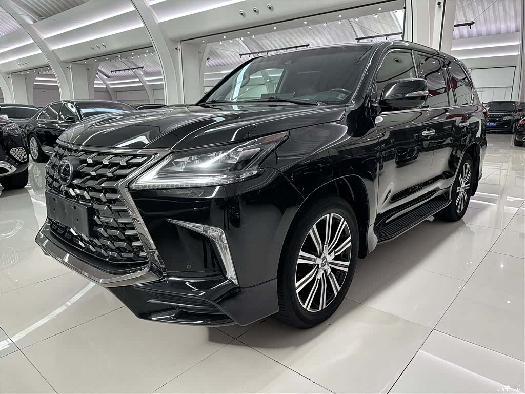 Lexus LX, 2017 1