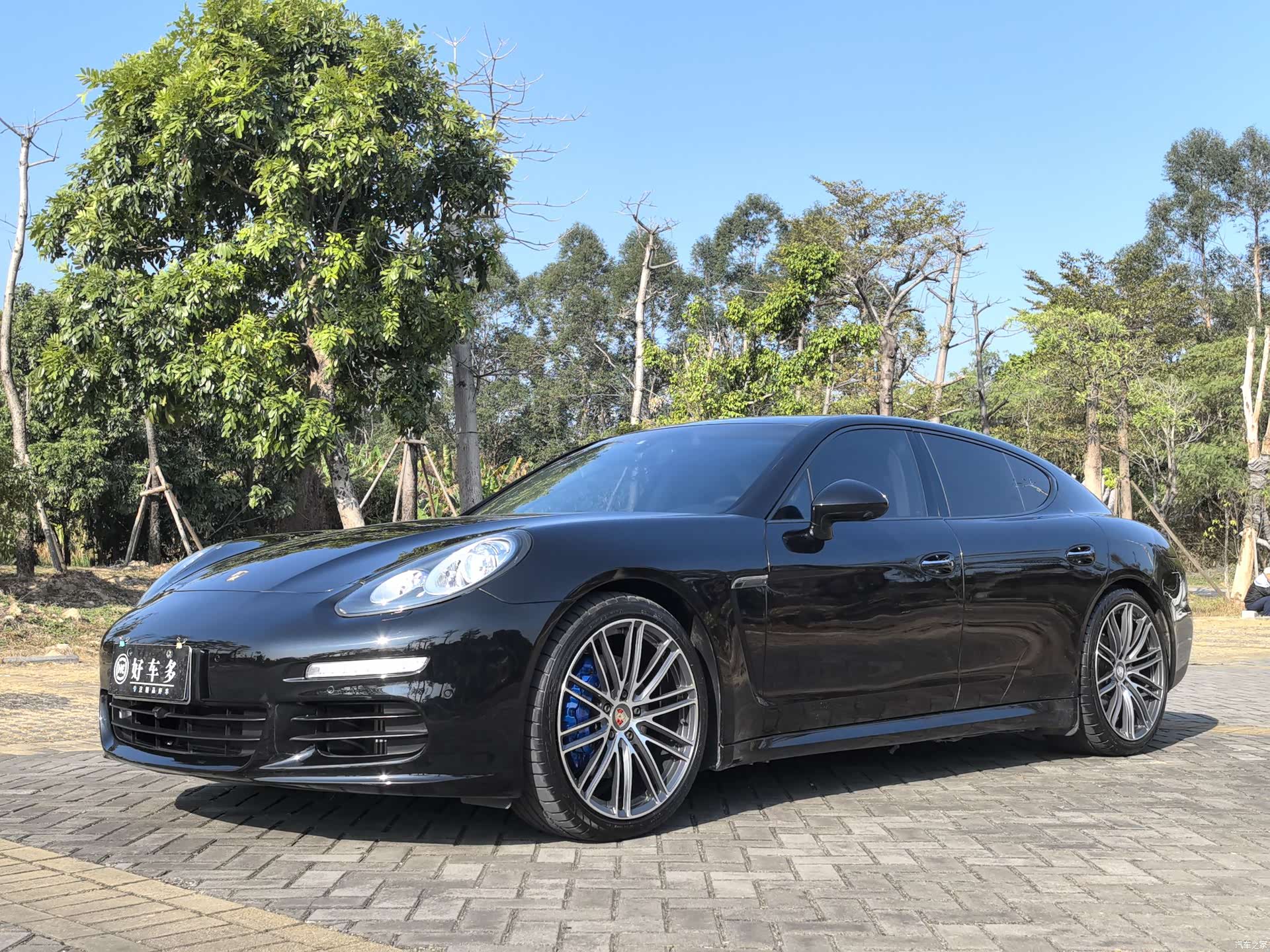 Porsche Panamera, 2016 1