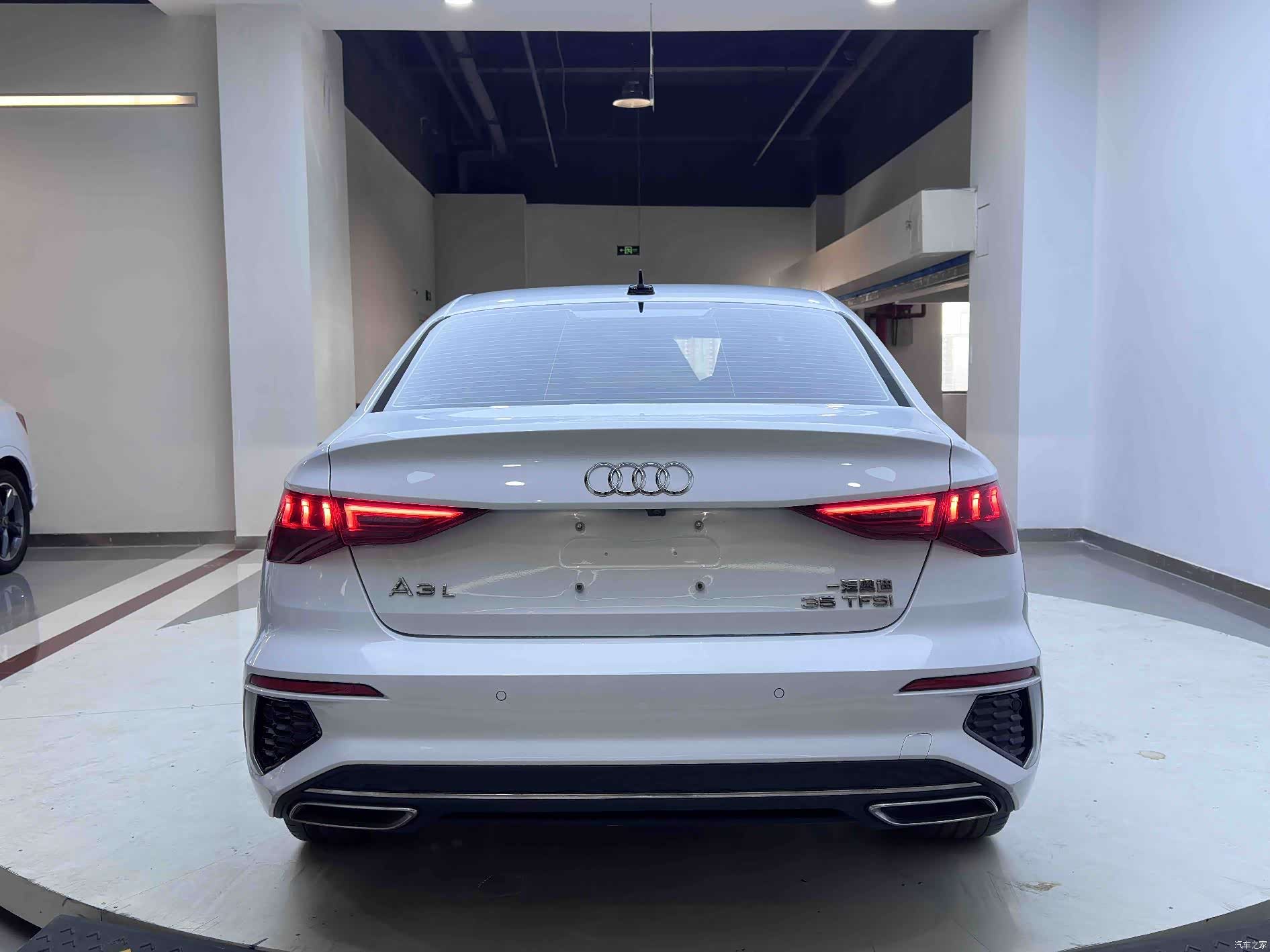 Audi A3, 2023 все фото