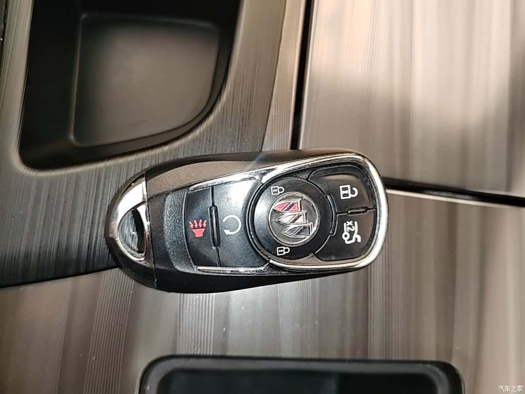 Buick LaCrosse, 2022 17