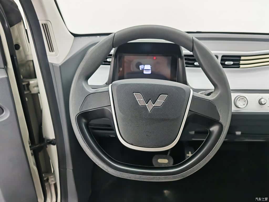 Wuling MINIEV, 2022 11