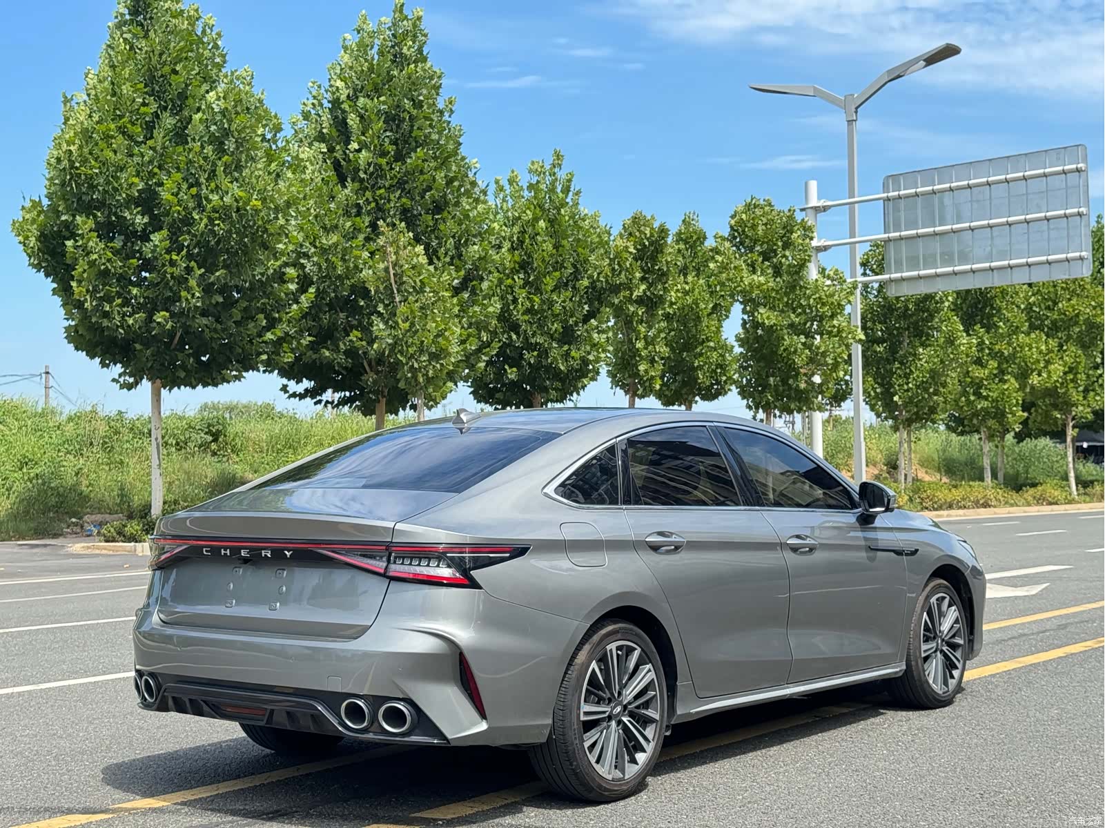 Chery Arrizo 8, 2024 9
