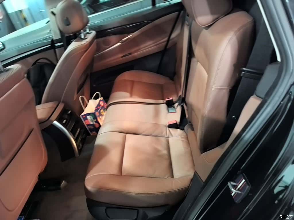 BMW 5 Series, 2015 17
