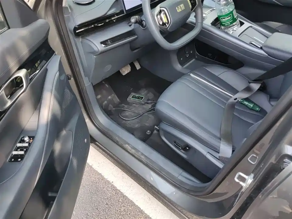 Geely Galaxy Galaxy E5