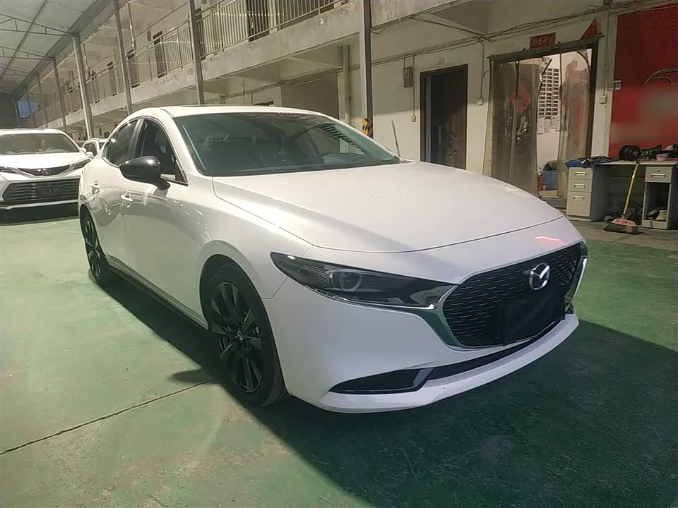 Mazda 3 Angkesaila