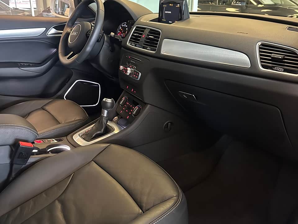 Audi Q3 Audi Q3