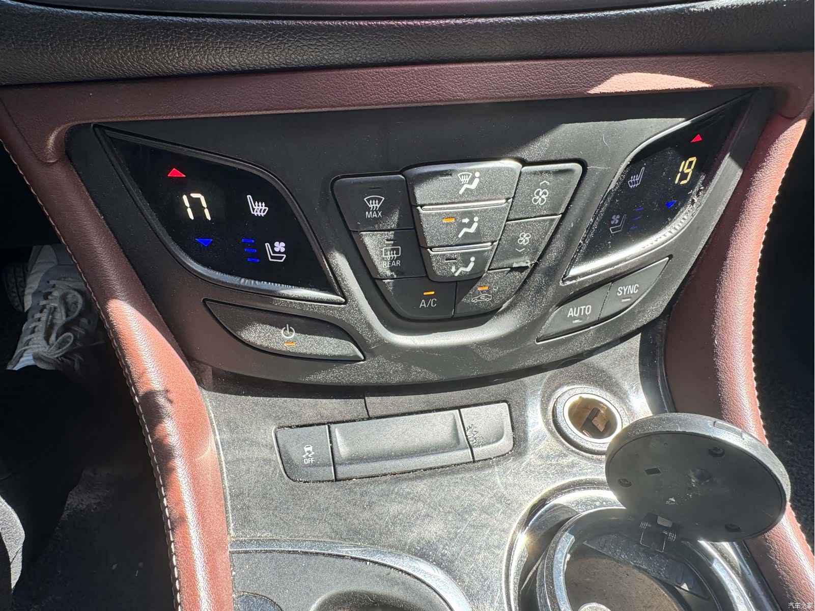 Buick Envision Plus, 2015 11