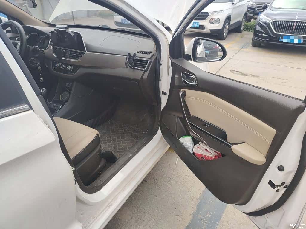 Wuling 310W, 2018 20