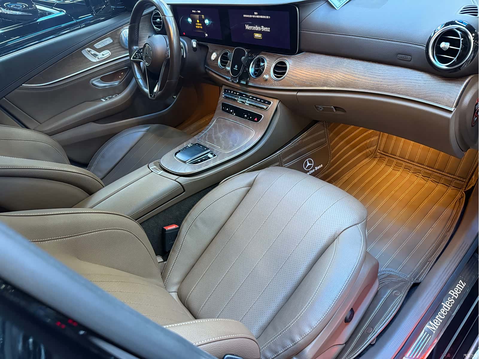 Mercedes-Benz E-Class, 2022 11