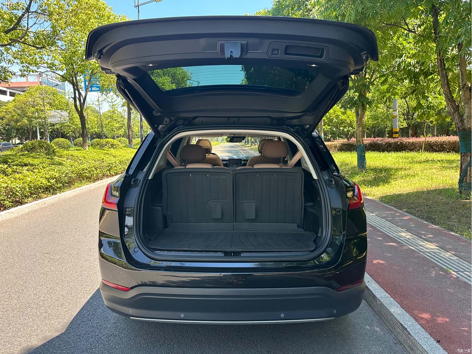 NIO ES8, 2019 13