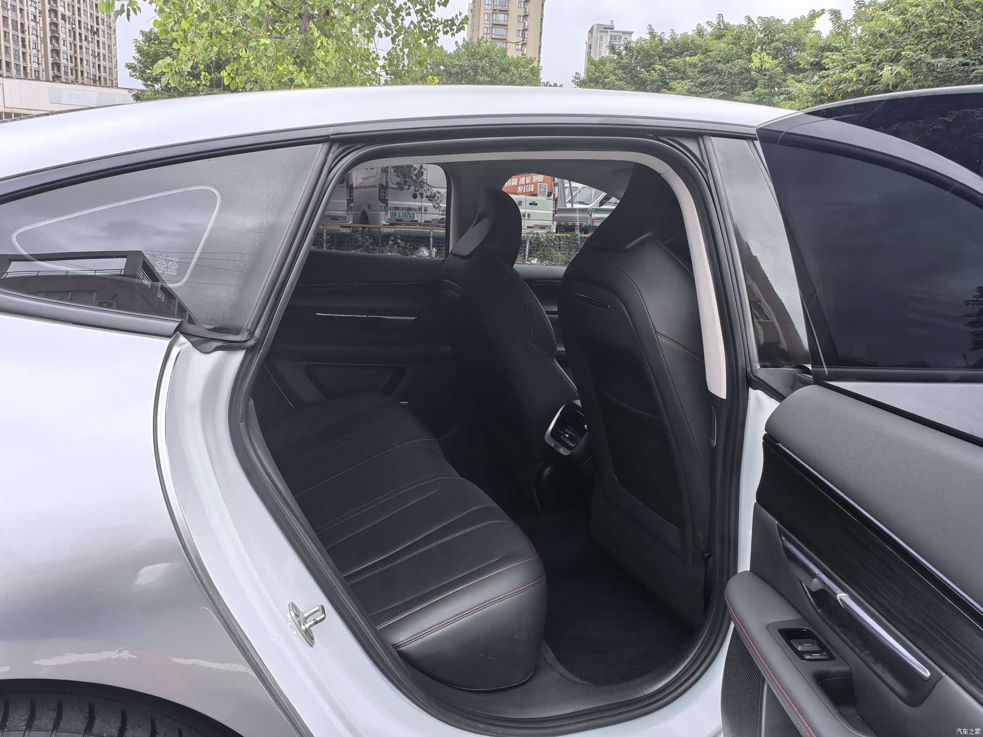 Xpeng P7, 2021 12