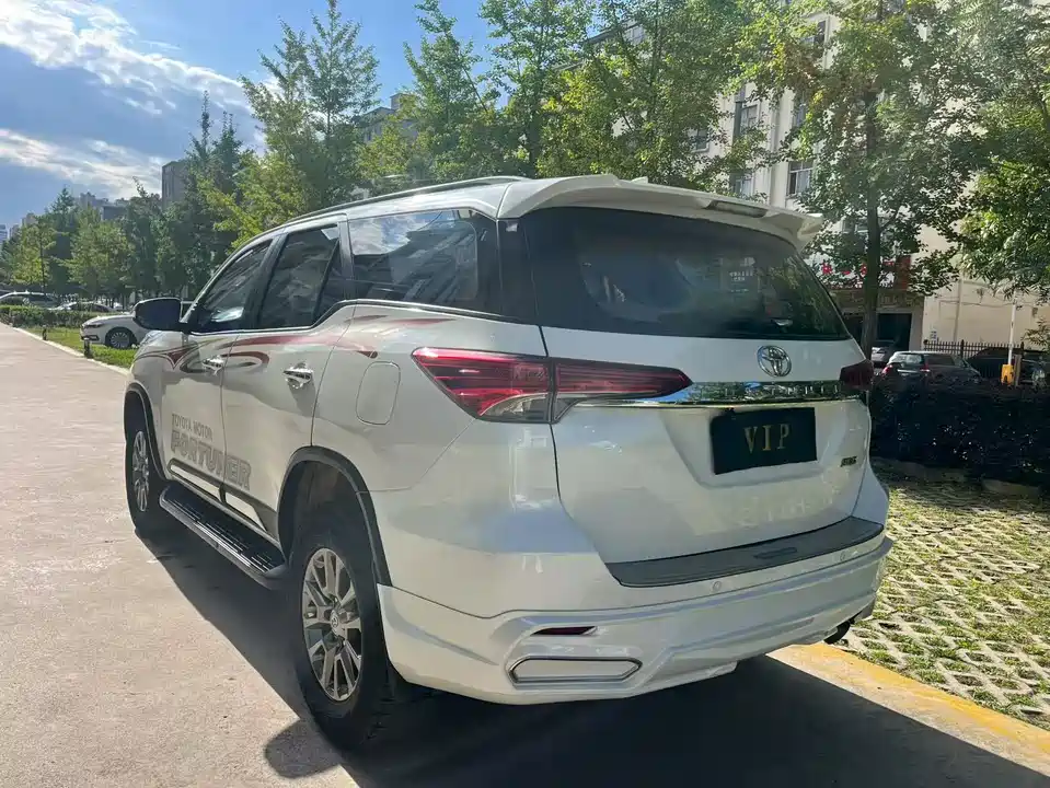 Toyota Fortuner Toyota Fortuner