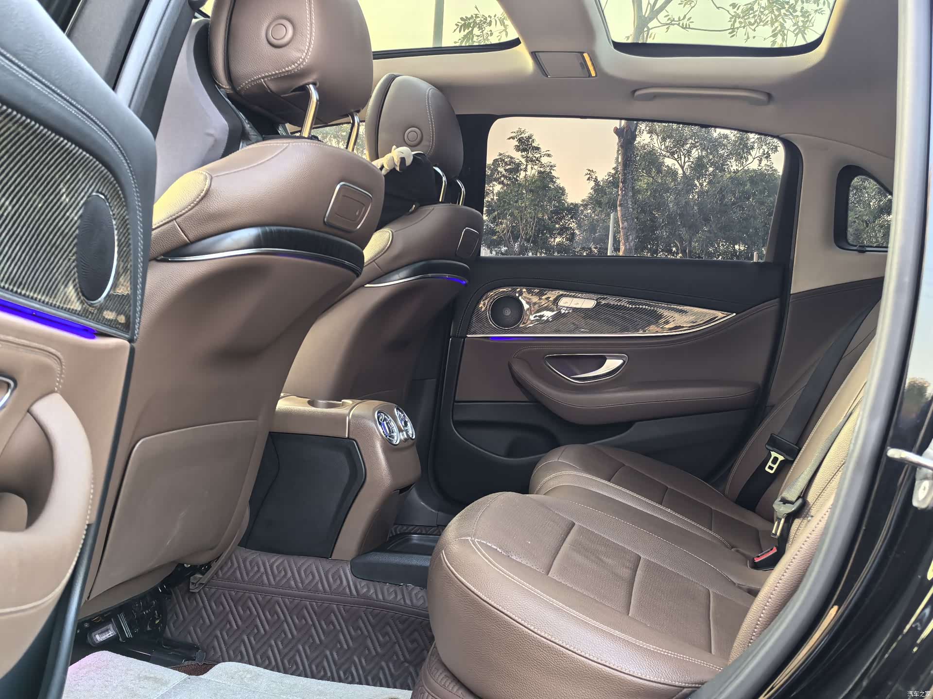 Mercedes-Benz E-Class, 2017 8