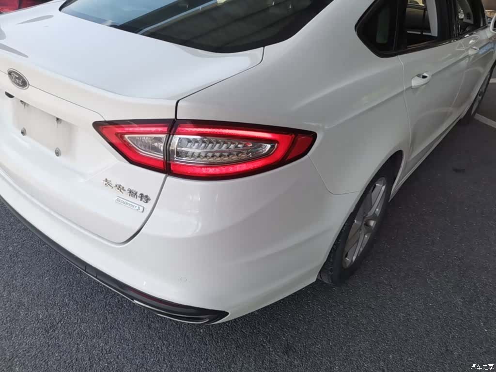 Ford Mondeo, 2014 8